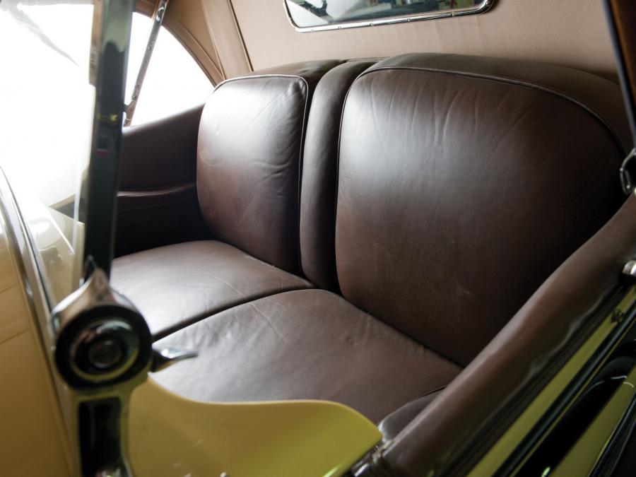  Pierce-Arrow Model B Sport Phaeton 1930 года  (фото 3 из 6)